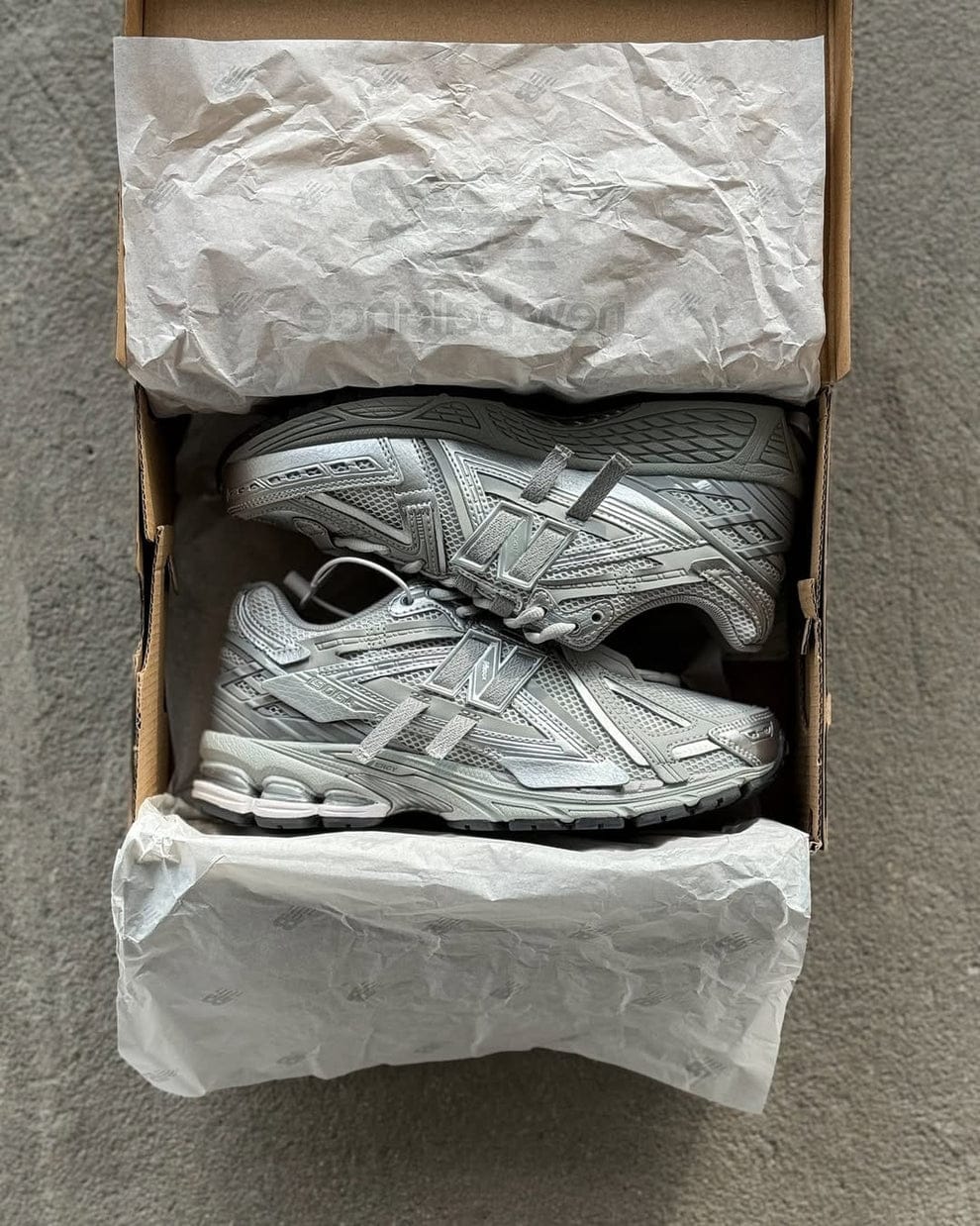 New balance 1906A "Concrete Metallic Silver"