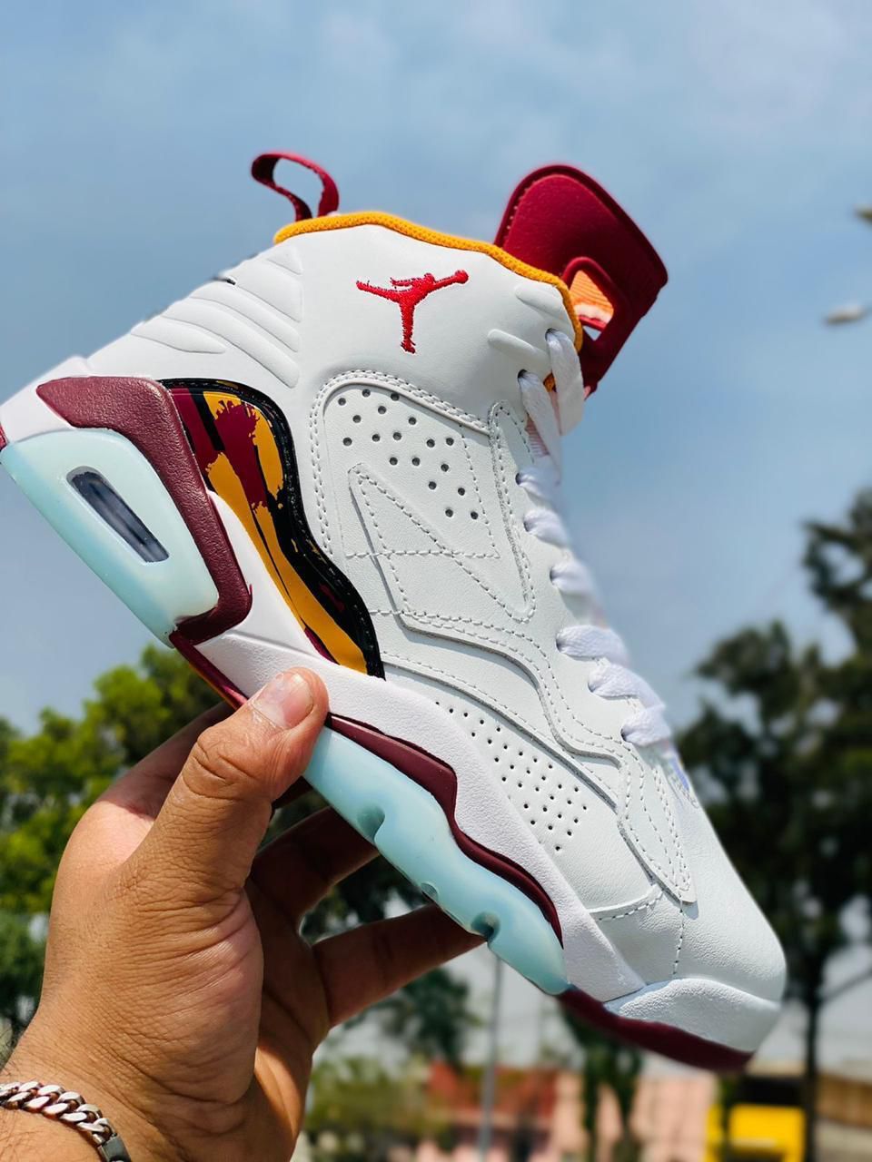 AIR JORDANS RETRO 6 JUMPMAN MVP "WHITE RED"