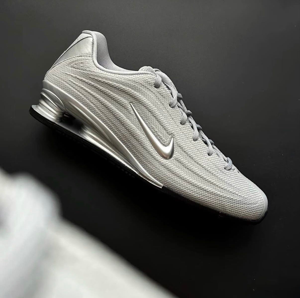 NIKE SHOX Z REIMAGINES 2026