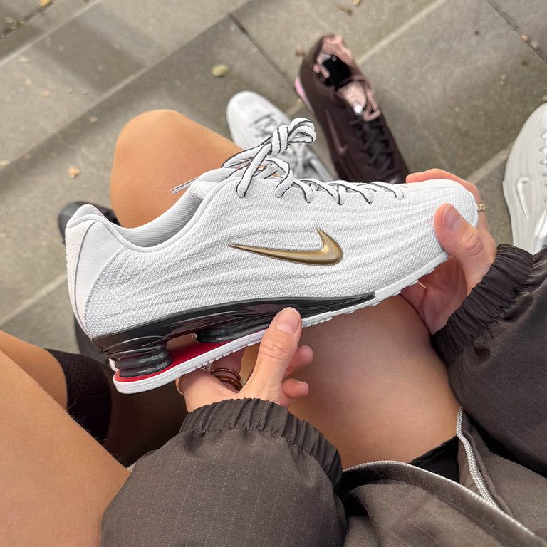 NIKE SHOX Z REIMAGINES 2026 "WHITE GOLD"