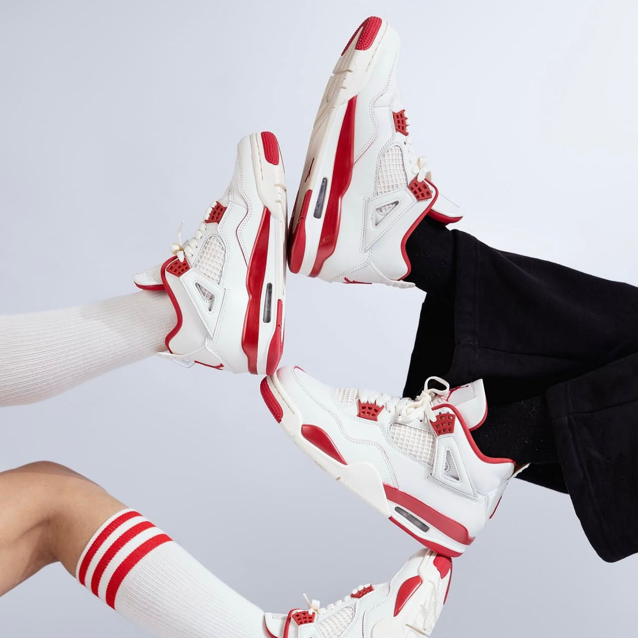 Nike Air Jordan Retro 4 "Valentines Sierra Red"